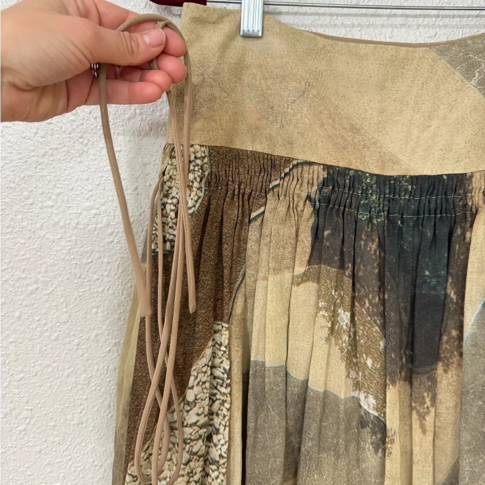 $590 AKRIS PUNTO Designer Multi Color Tan Printed  Skirt US 8